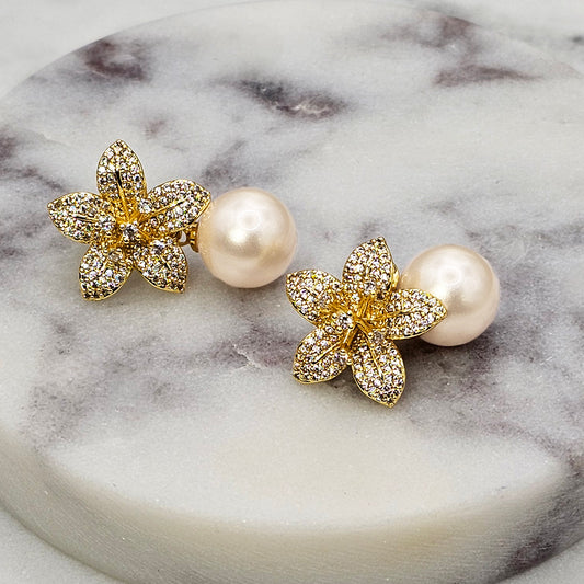 Aro Baño de Oro Cristal Austriaco Flor Puntas Perla