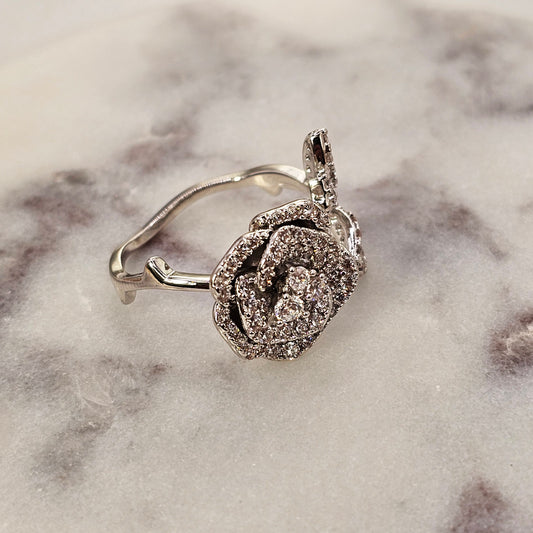 Anillo Baño de Plata Rodinada Cristal Austriaco Flor