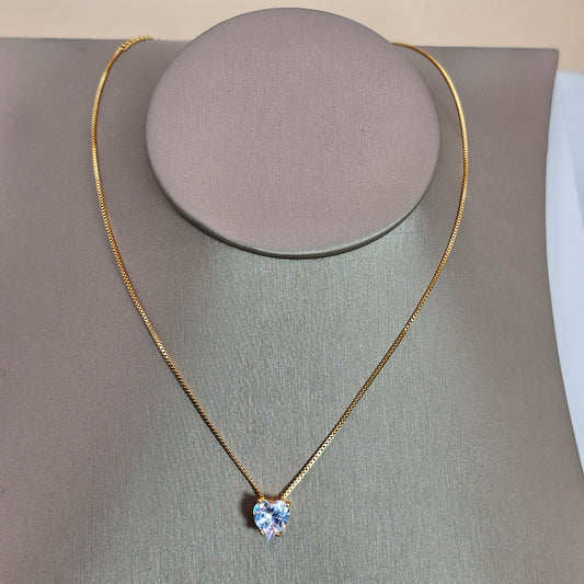 Collar Baño de Oro Sutil Punto de Luz Corazon