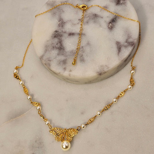 Collar Baño de Oro Mariposa Perlas