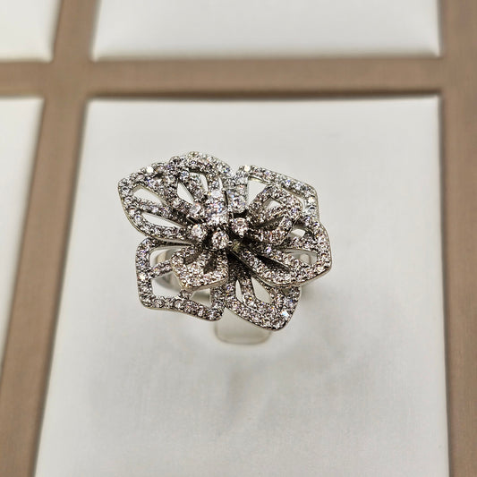 Anillo Baño de Plata Rodinada Cristal Austriaco Flor