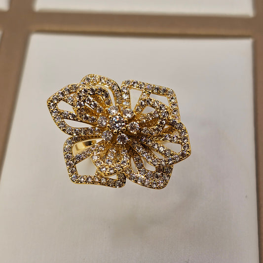 Anillo Baño de Oro Cristal Austriaco Flor