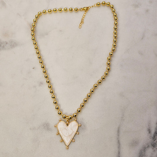 Collar Baño de Oro Cuentas Colgante Corazon Nacar