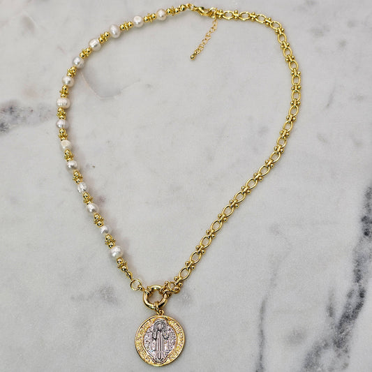 Collar Baño de Oro Perlas Colgante Religioso