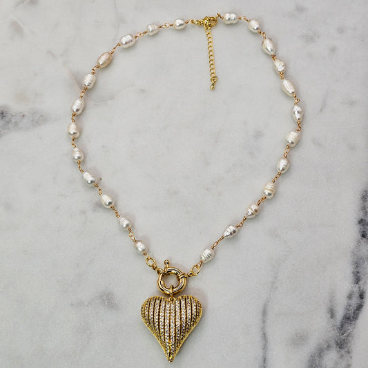 Collar Baño de Oro Perlas Corazon Circones