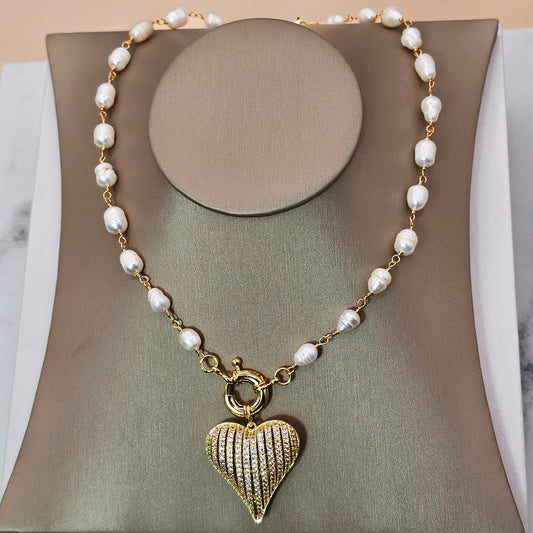 Collar Baño de Oro Perlas Corazon Circones