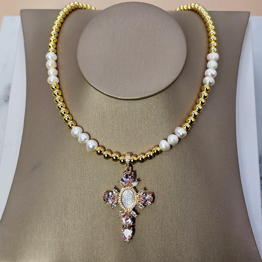 Collar Baño de Oro Perlas Colgante Cruz Cristales Rosado