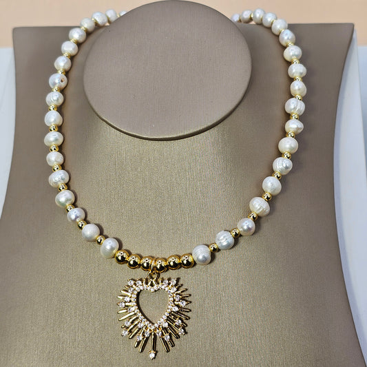 Collar Baño de Oro Perlas Corazon Destello de Luz