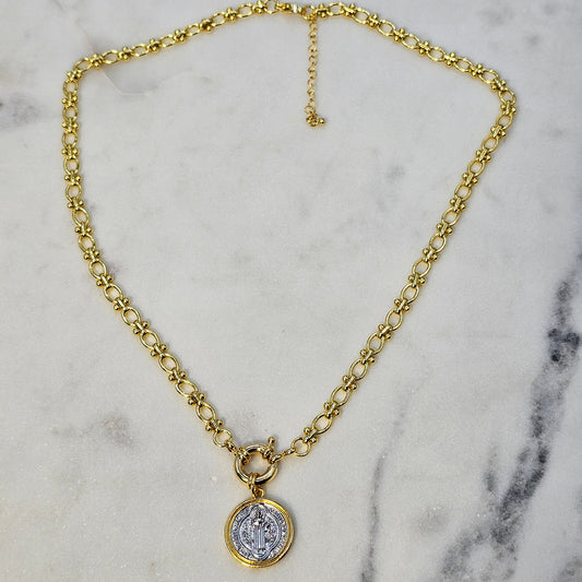 Collar Baño de Oro Colgante San Benito