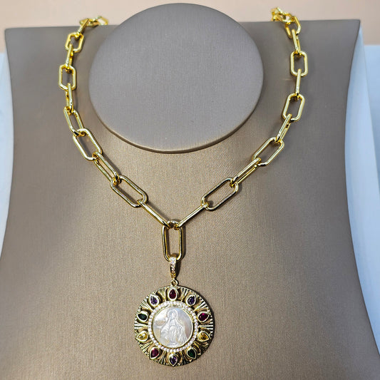 Collar Baño de Oro Colgante Religioso Nacar
