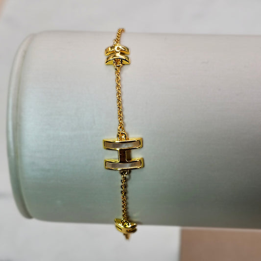 Pulsera Baño de Oro Forma H Nacar