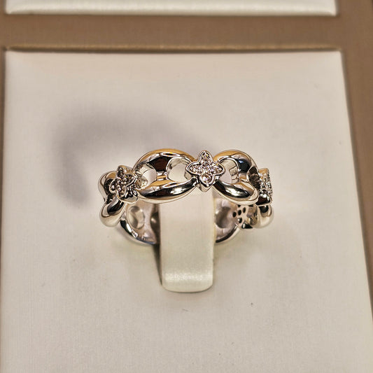 Anillo Baño de Plata Rodinada Austriaco Eslabones Trebol pequeño